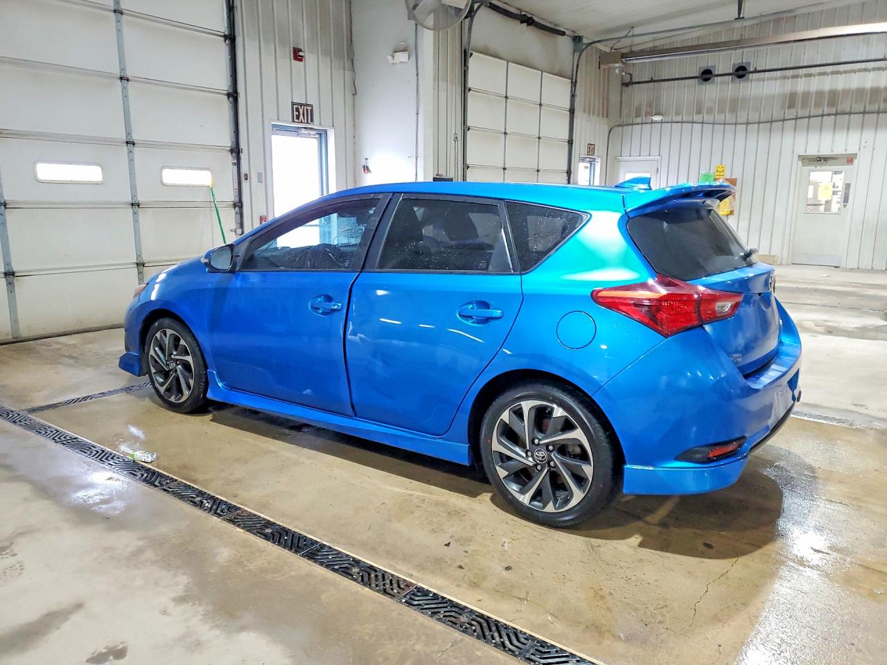 2018 TOYOTA COROLLA