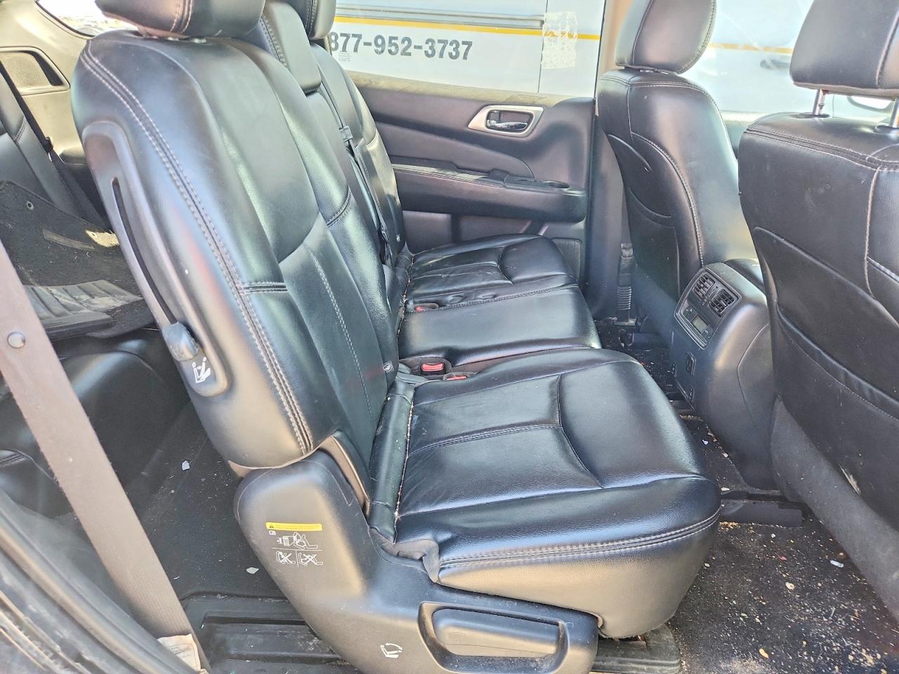 2017 NISSAN PATHFINDER