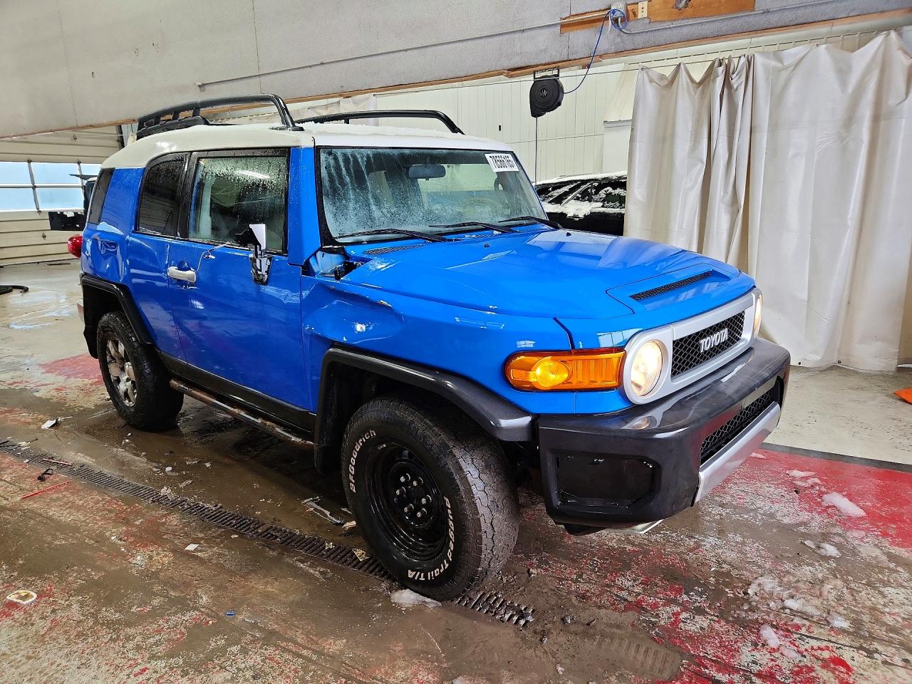 2007 TOYOTA FJ CRUISER
