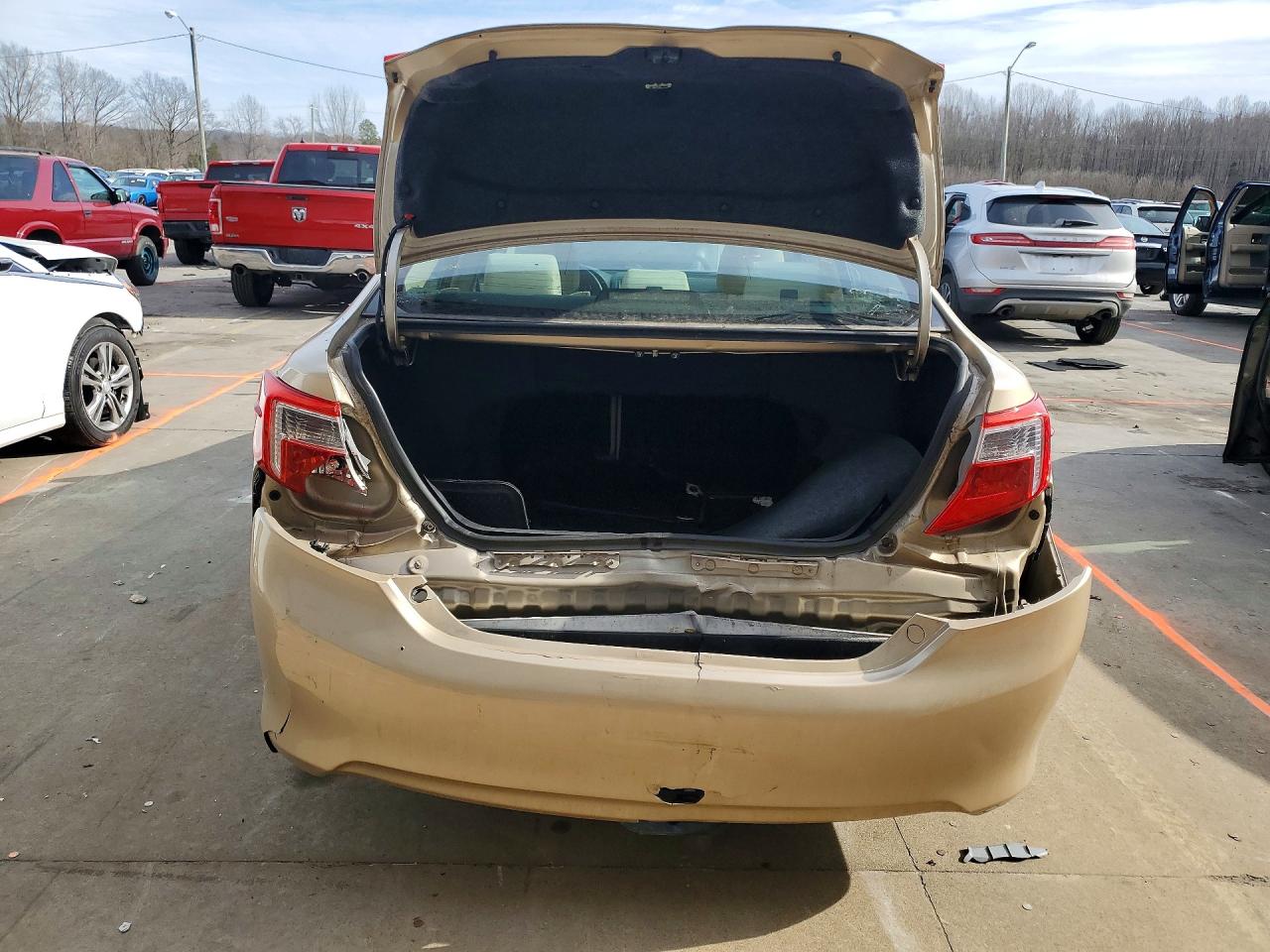 2012 TOYOTA CAMRY