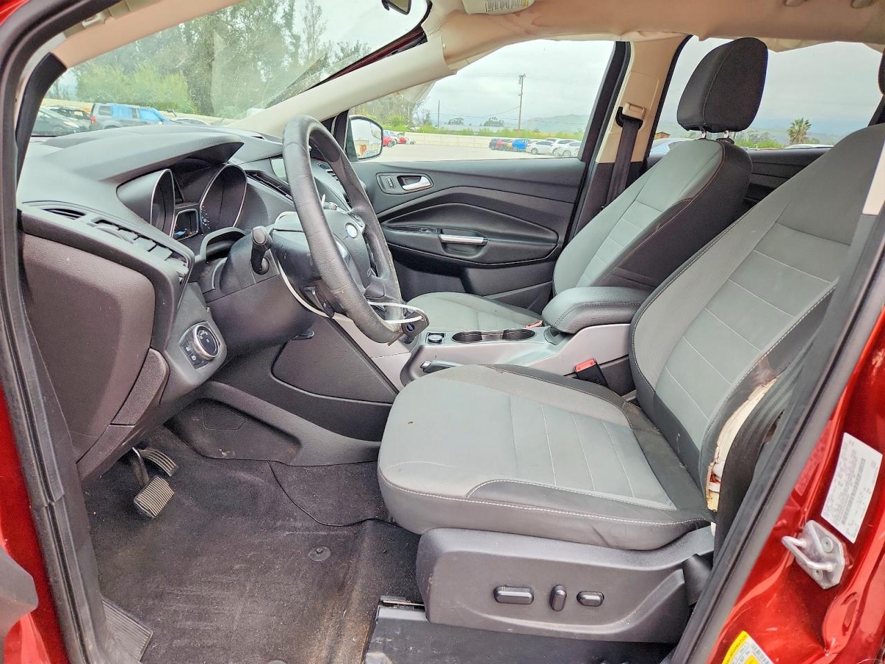 2016 FORD ESCAPE