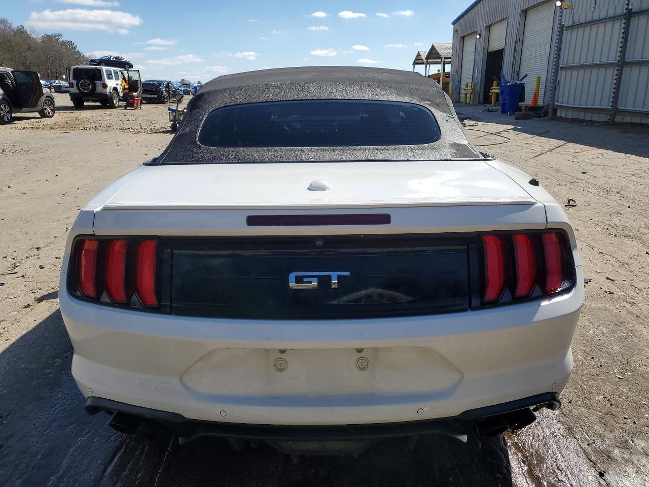 2020 FORD MUSTANG