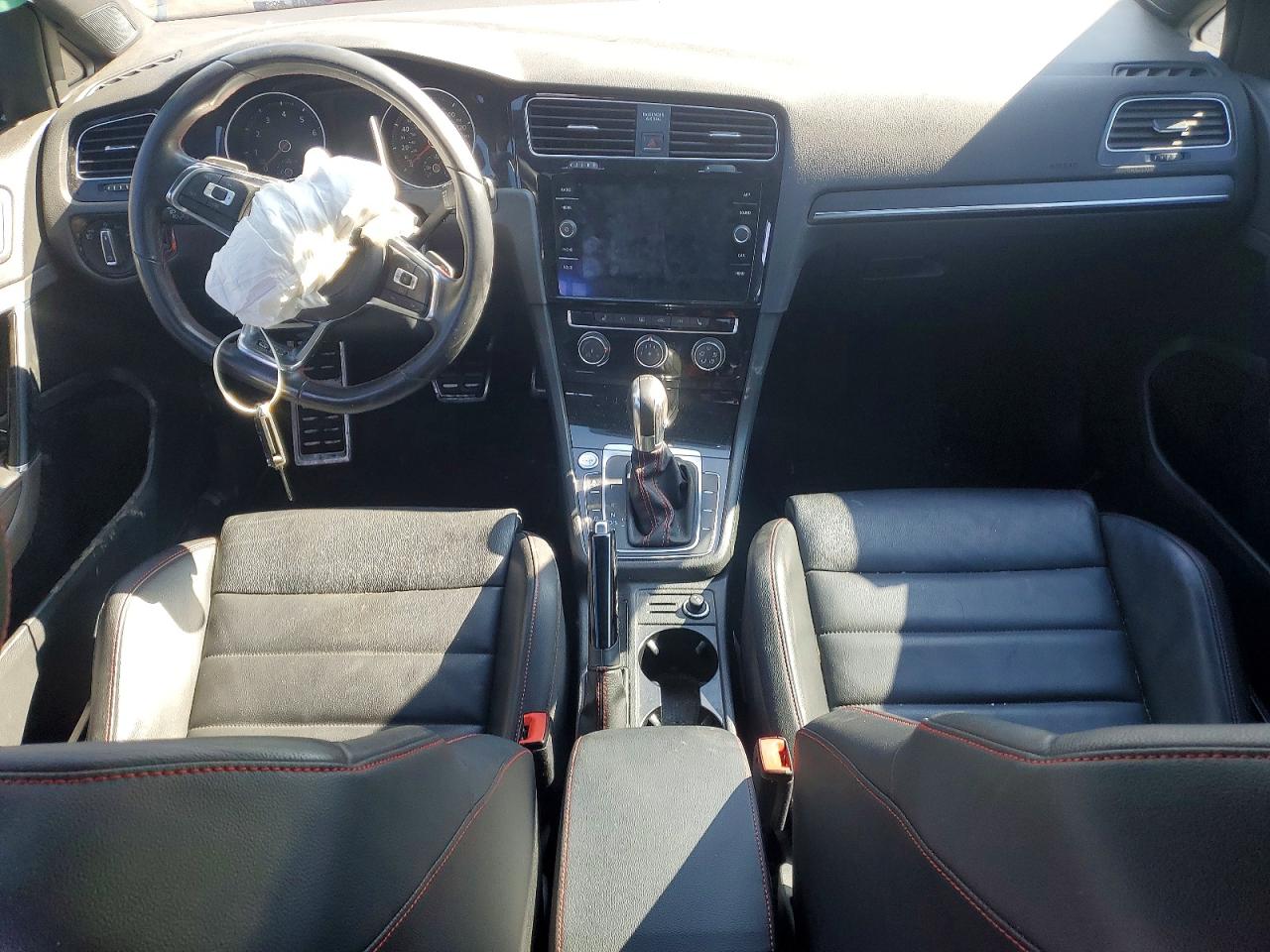 2018 VOLKSWAGEN GTI
