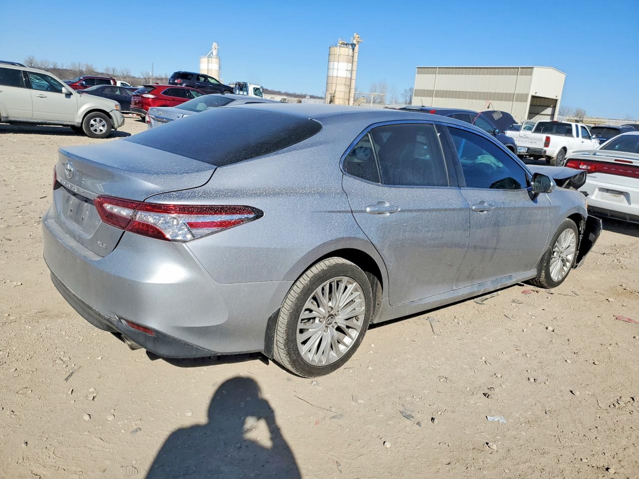 2018 TOYOTA CAMRY