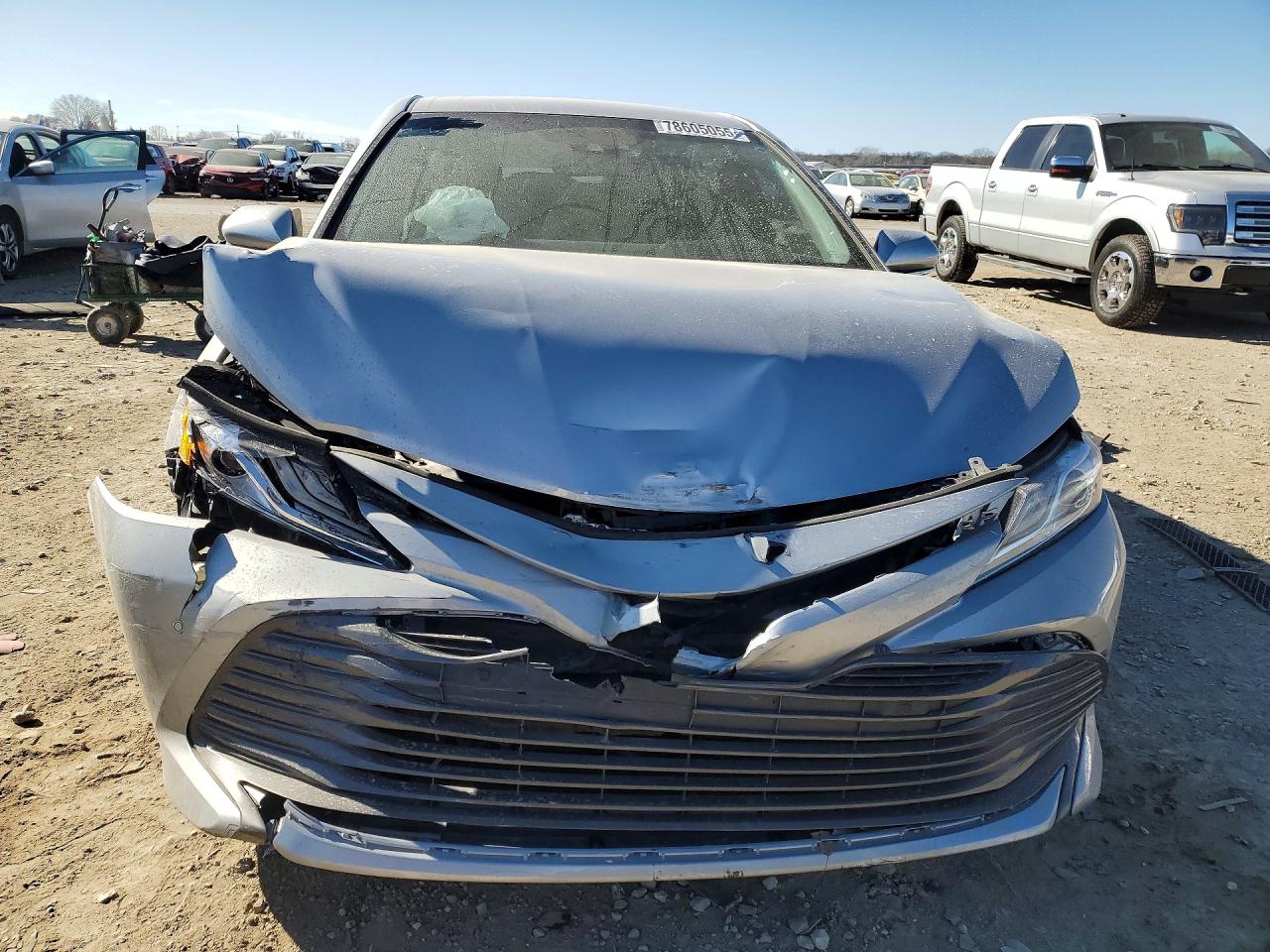 2018 TOYOTA CAMRY