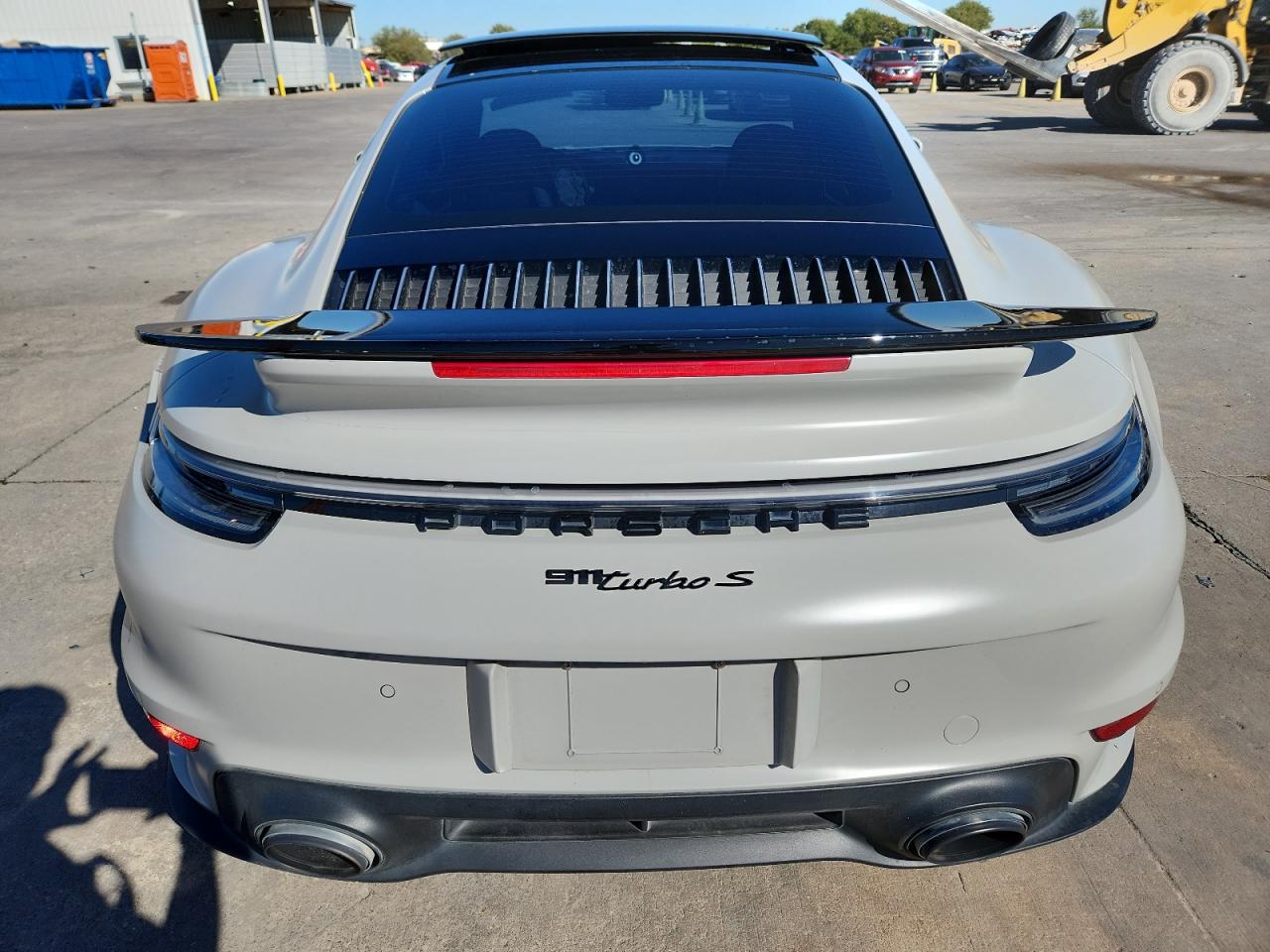 2022 PORSCHE 911