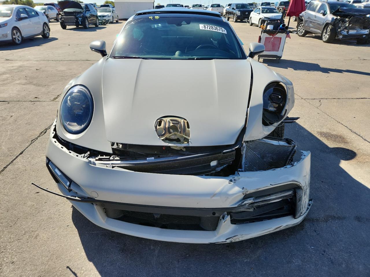 2022 PORSCHE 911