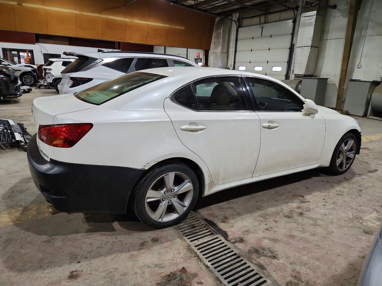 2006 LEXUS IS
