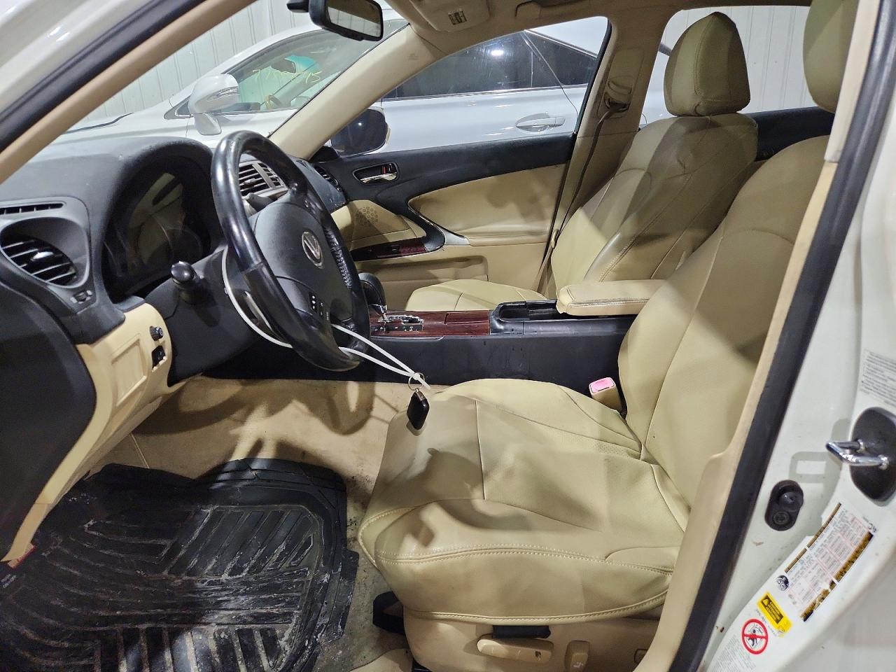 2006 LEXUS IS