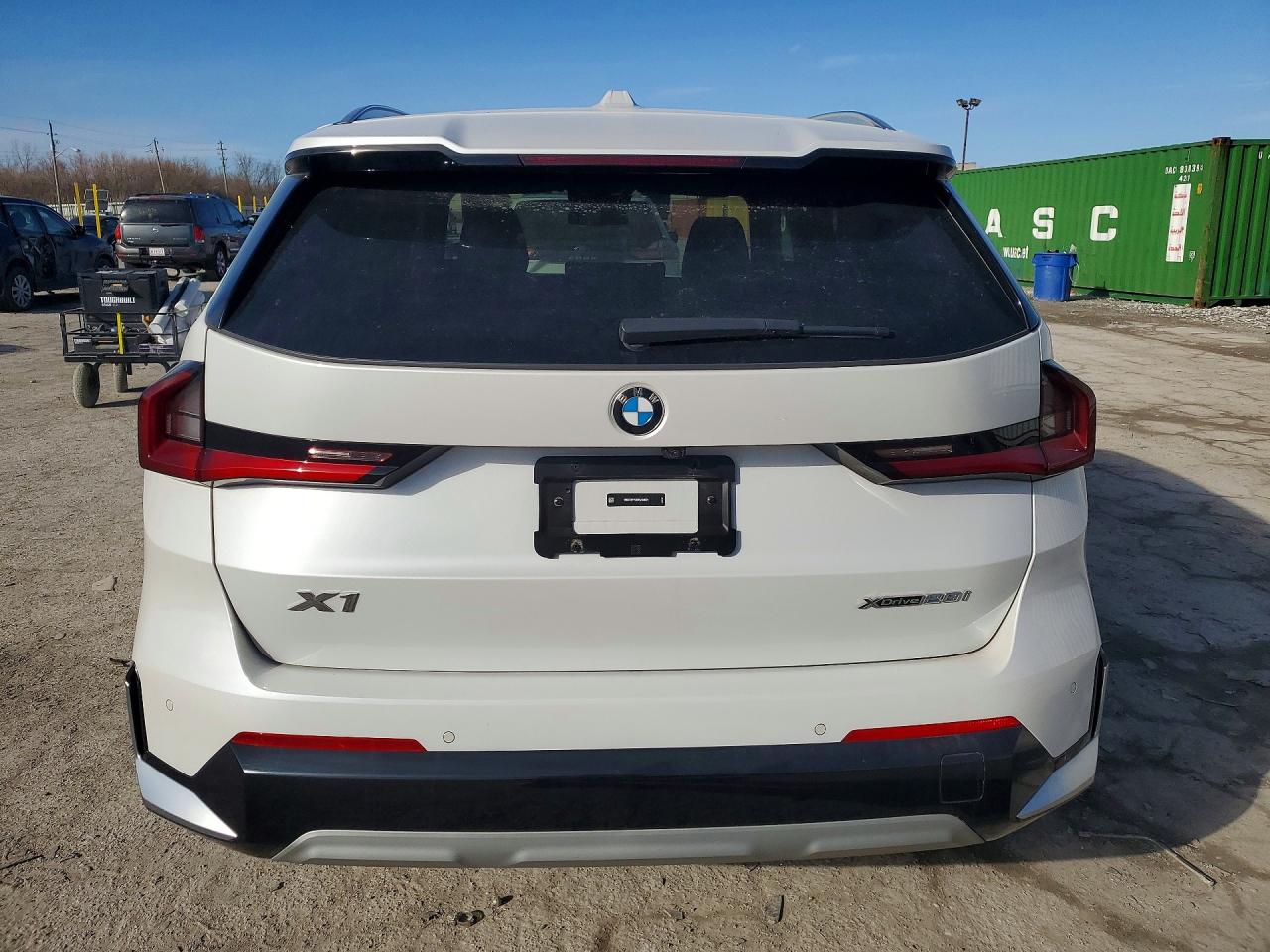 2024 BMW X1