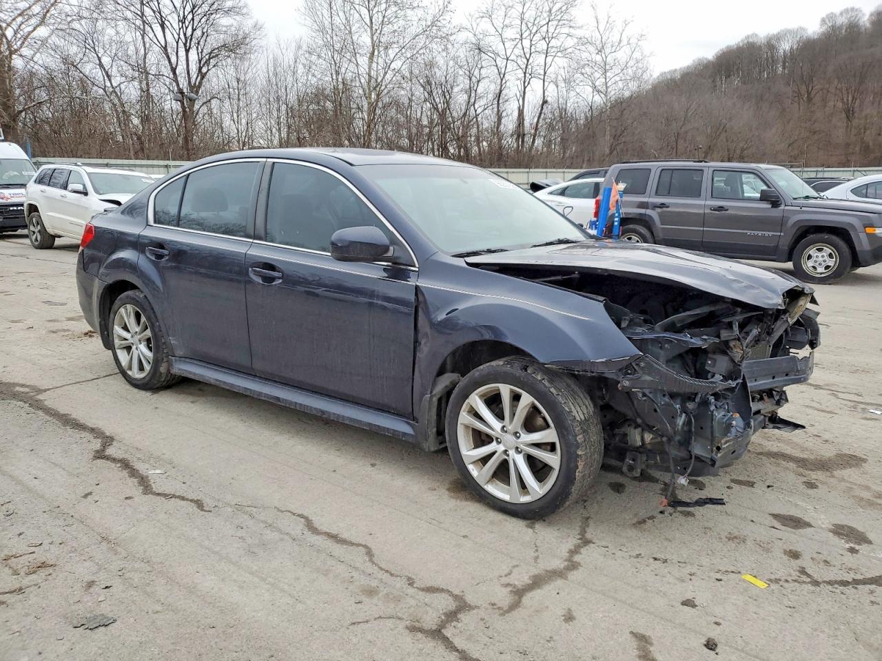 2013 SUBARU LEGACY