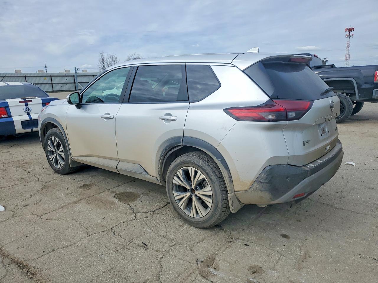 2022 NISSAN ROGUE