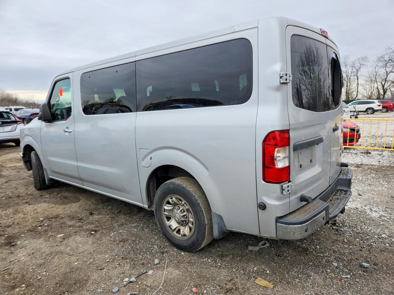 2016 NISSAN NV