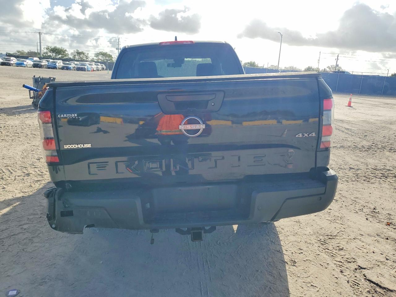 2022 NISSAN FRONTIER