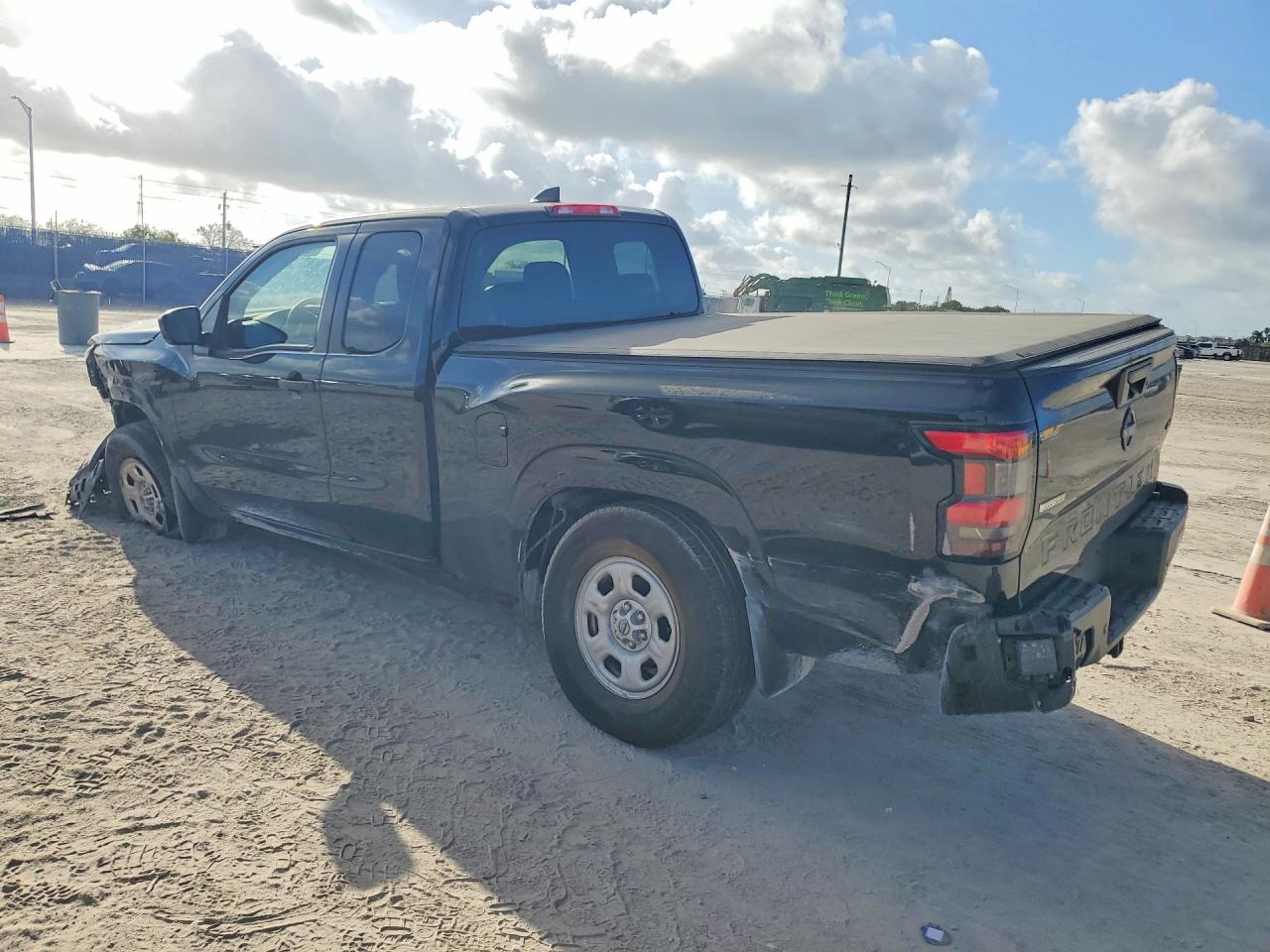 2022 NISSAN FRONTIER