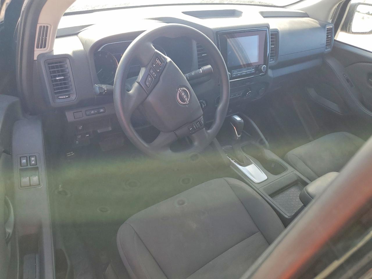 2022 NISSAN FRONTIER