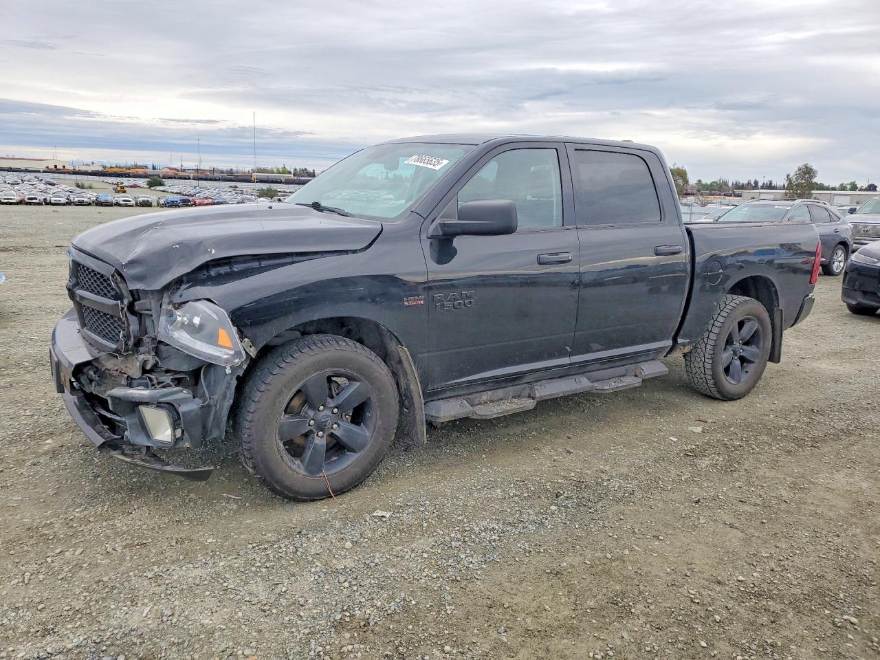 2015 RAM TRUCKS 1500