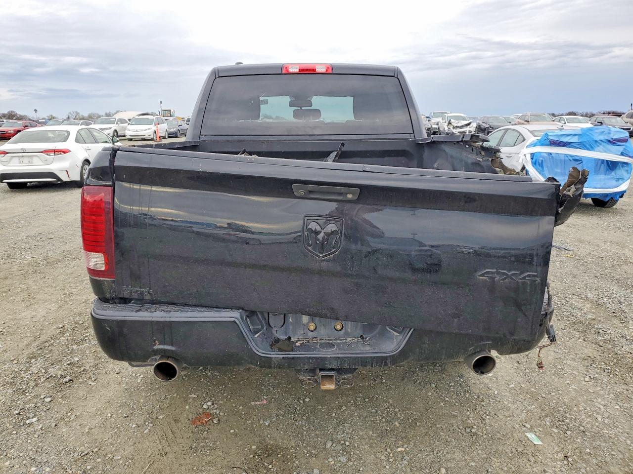 2015 RAM TRUCKS 1500