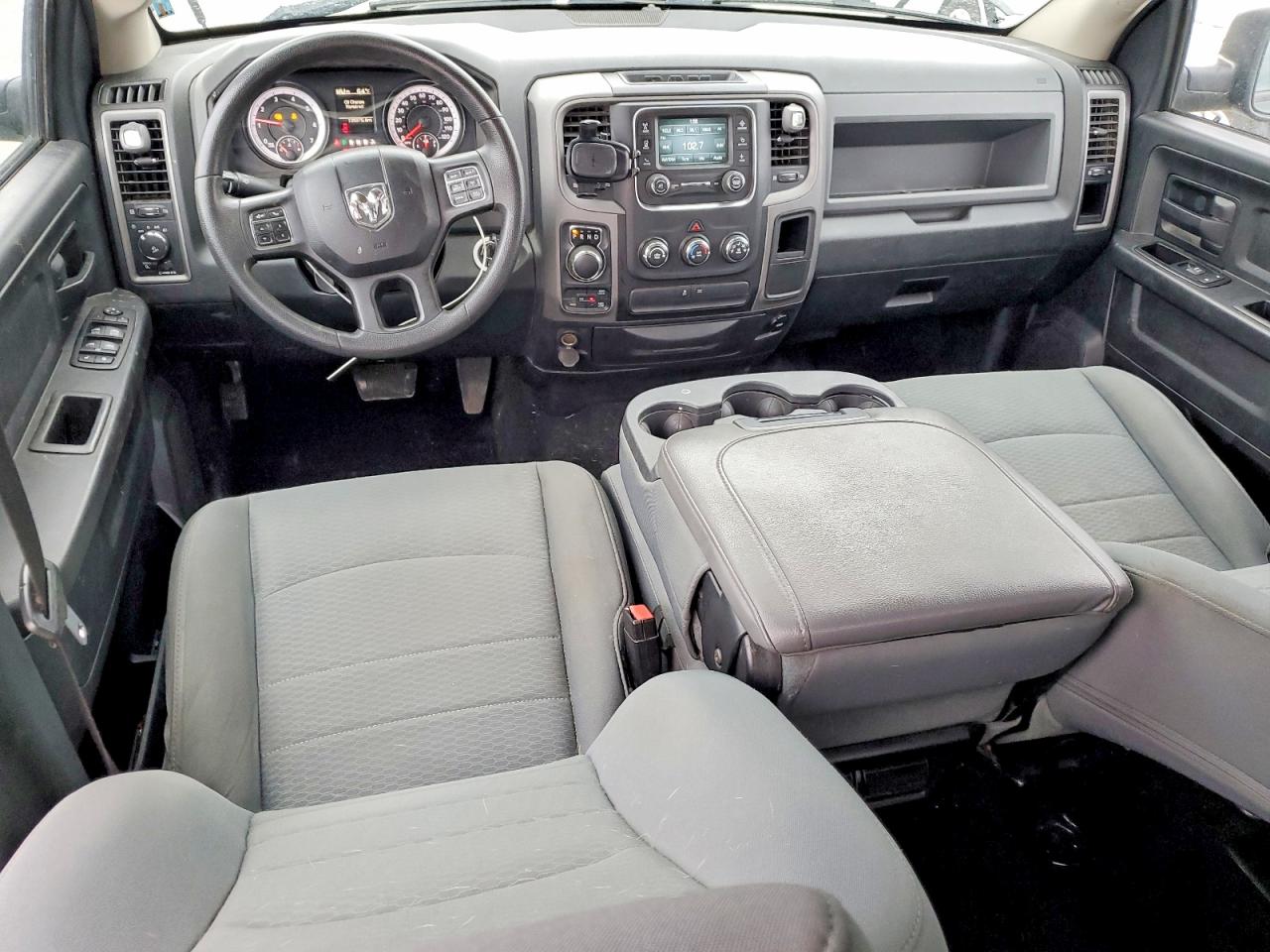 2015 RAM TRUCKS 1500
