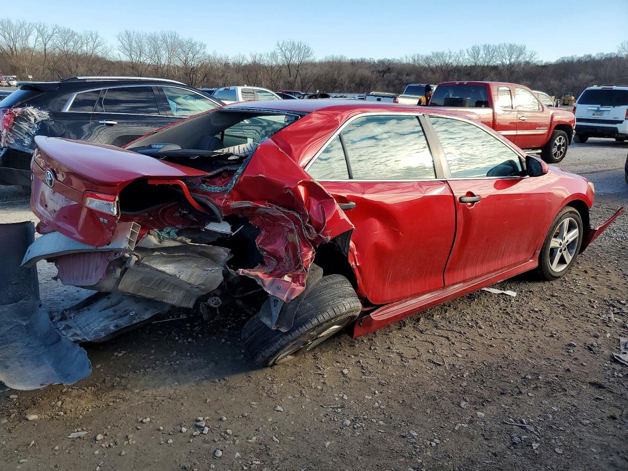 2014 TOYOTA CAMRY
