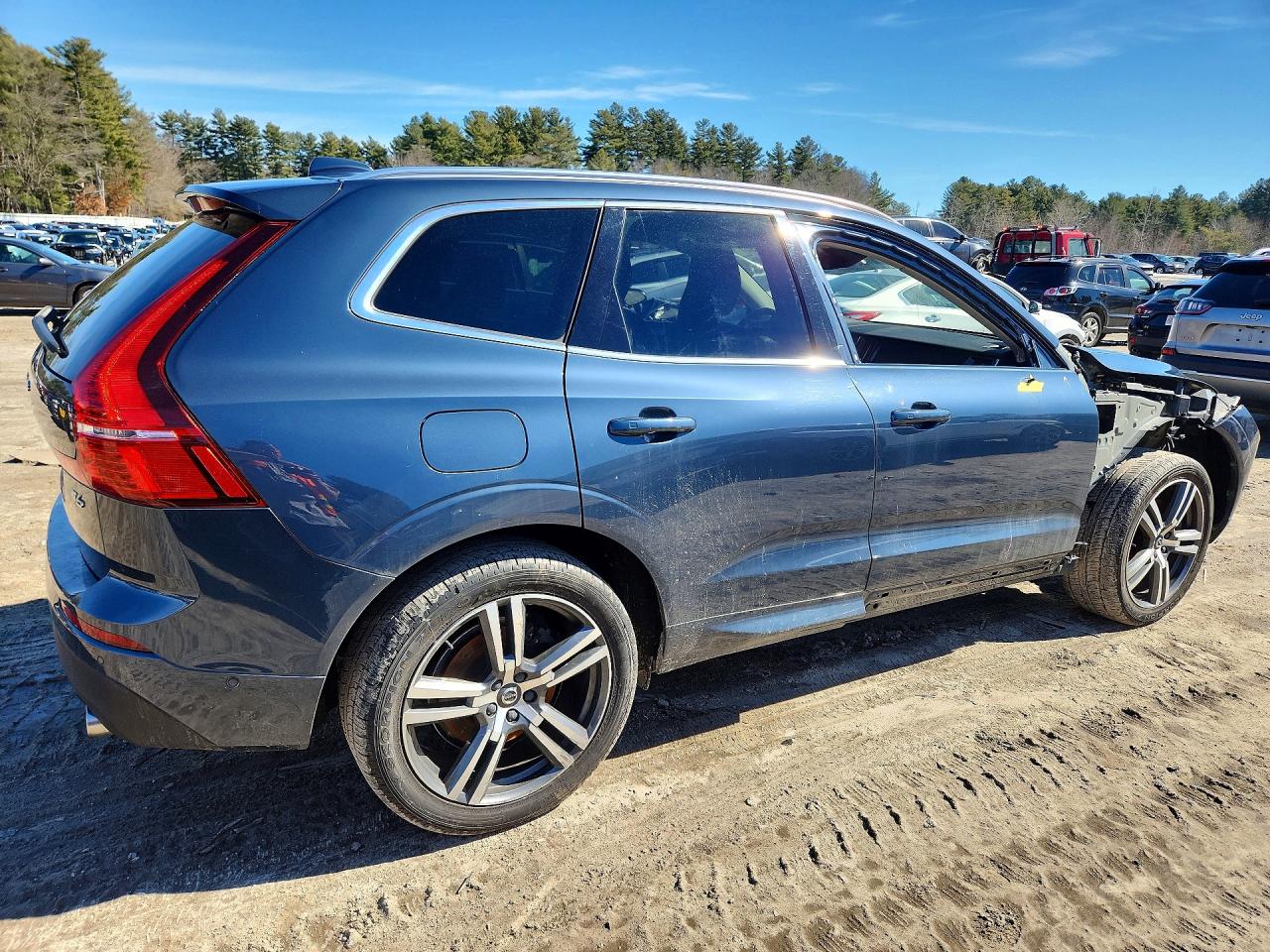 2019 VOLVO XC60