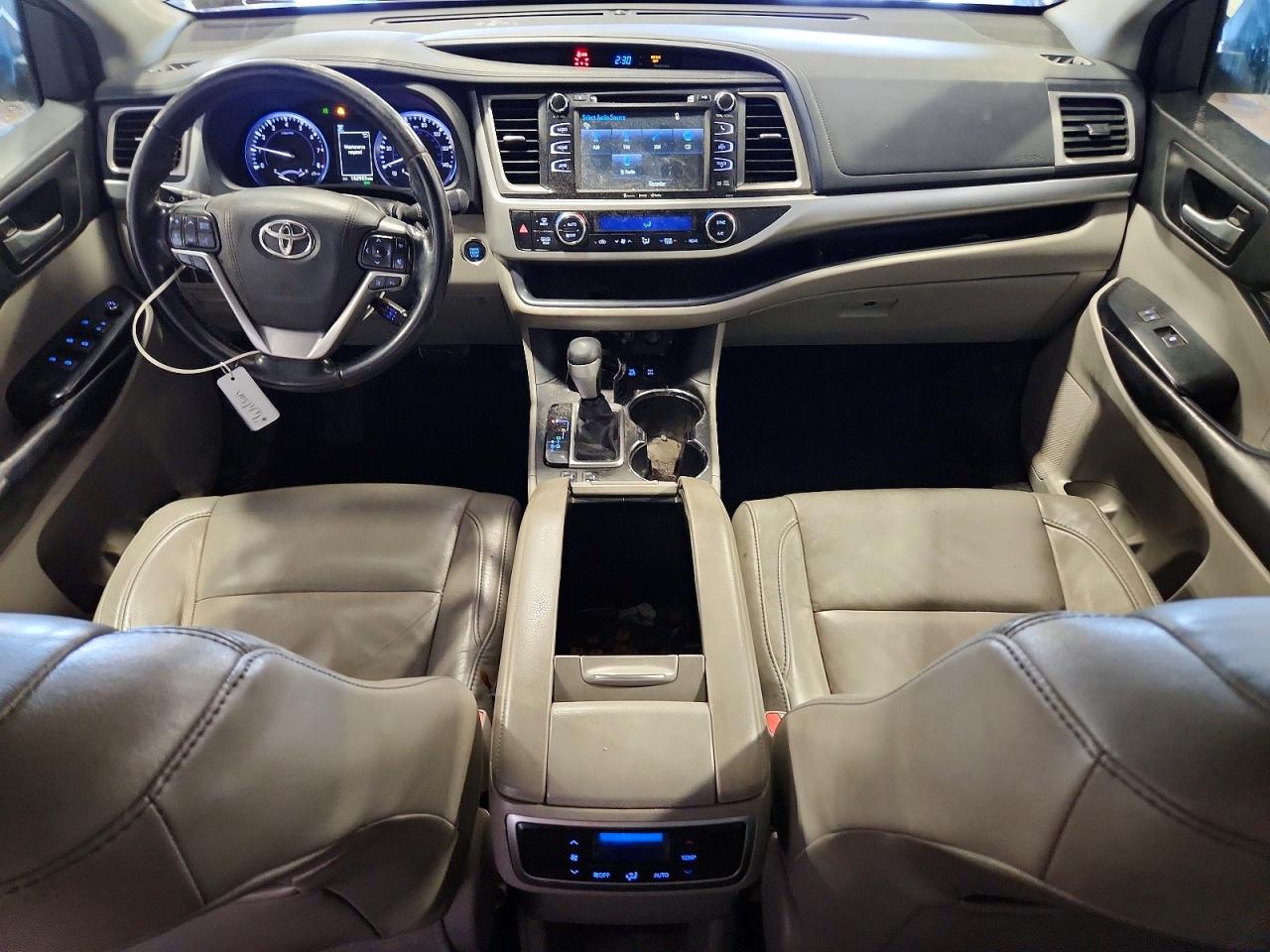 2017 TOYOTA HIGHLANDER