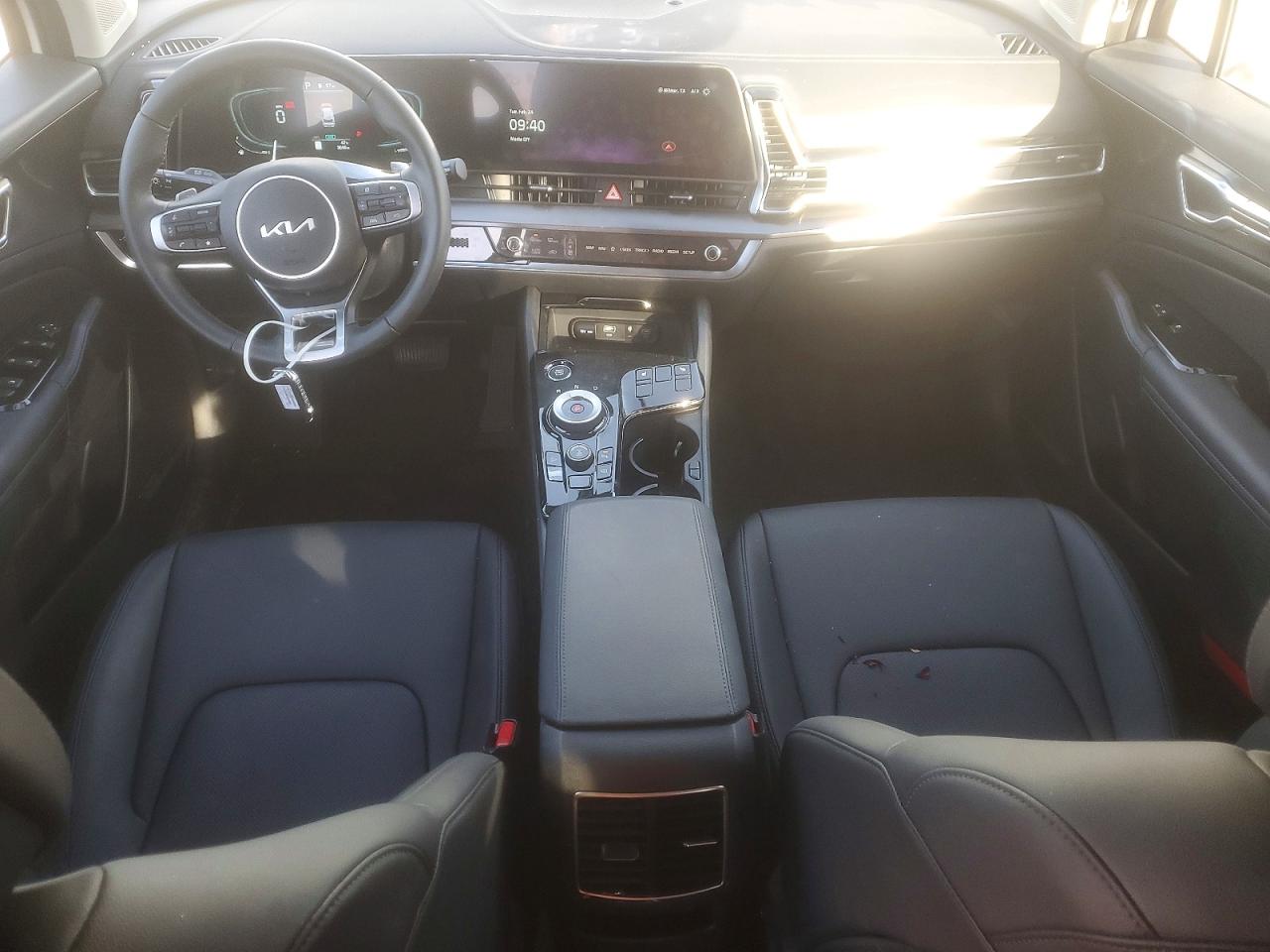 2025 KIA SPORTAGE