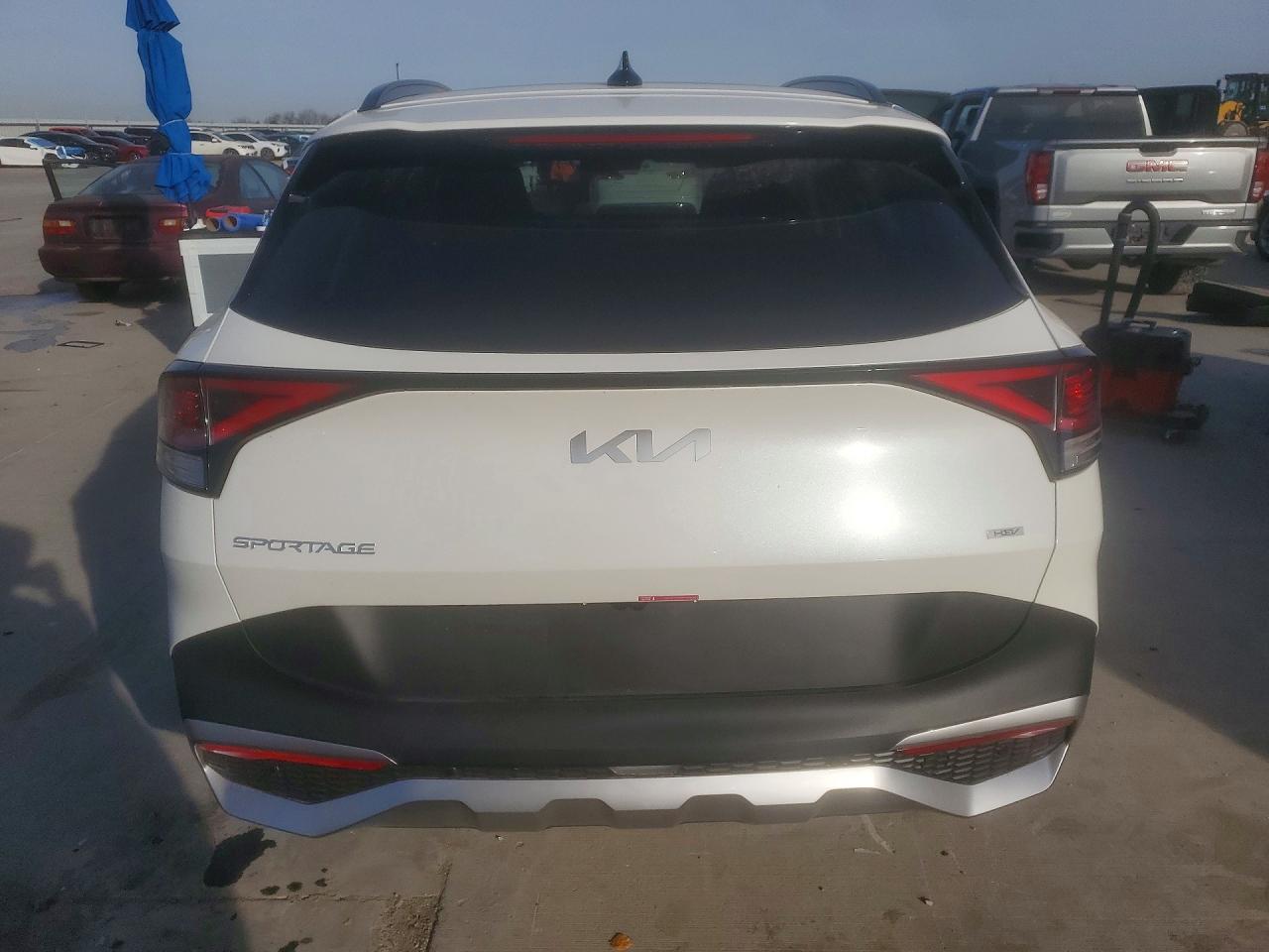 2025 KIA SPORTAGE