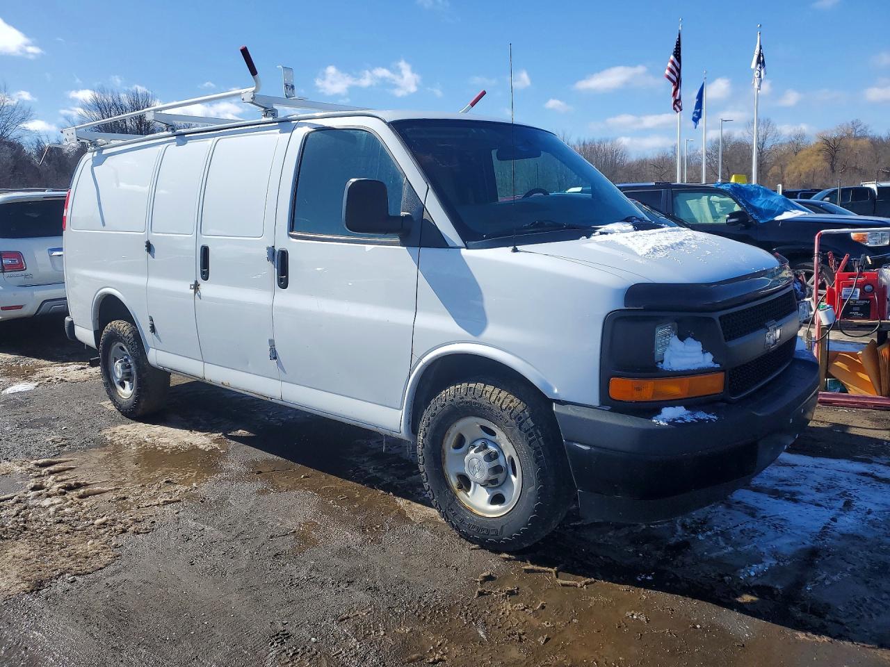2017 CHEVROLET EXPRESS