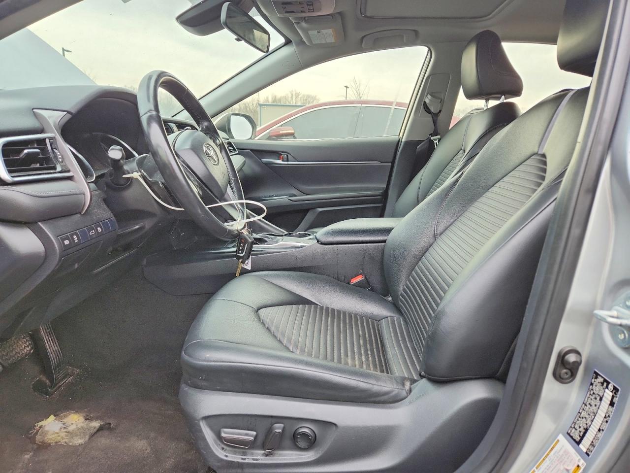 2018 TOYOTA CAMRY