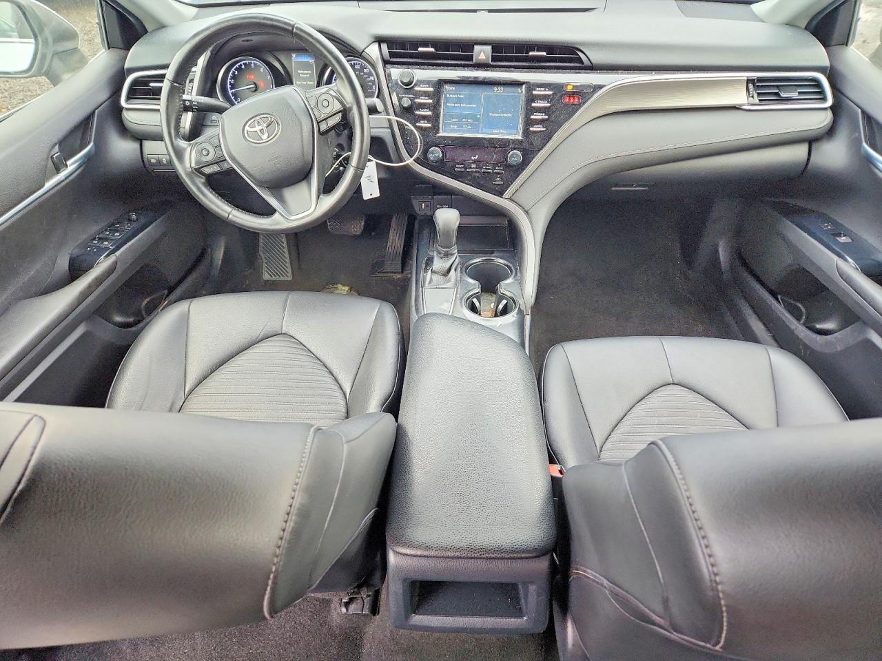 2018 TOYOTA CAMRY