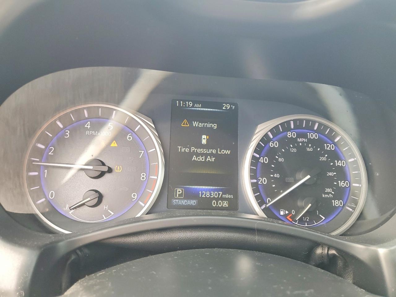 2015 INFINITI Q50