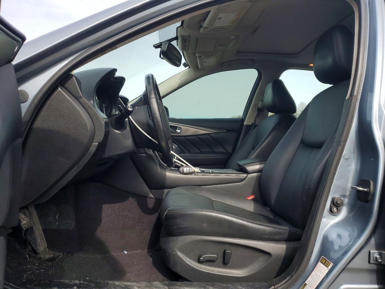2015 INFINITI Q50