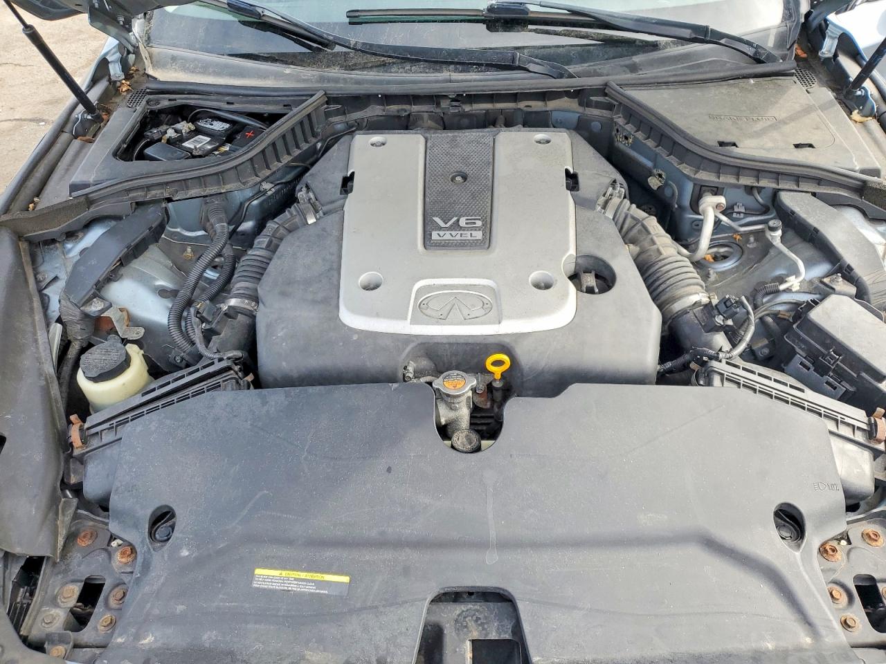 2015 INFINITI Q50