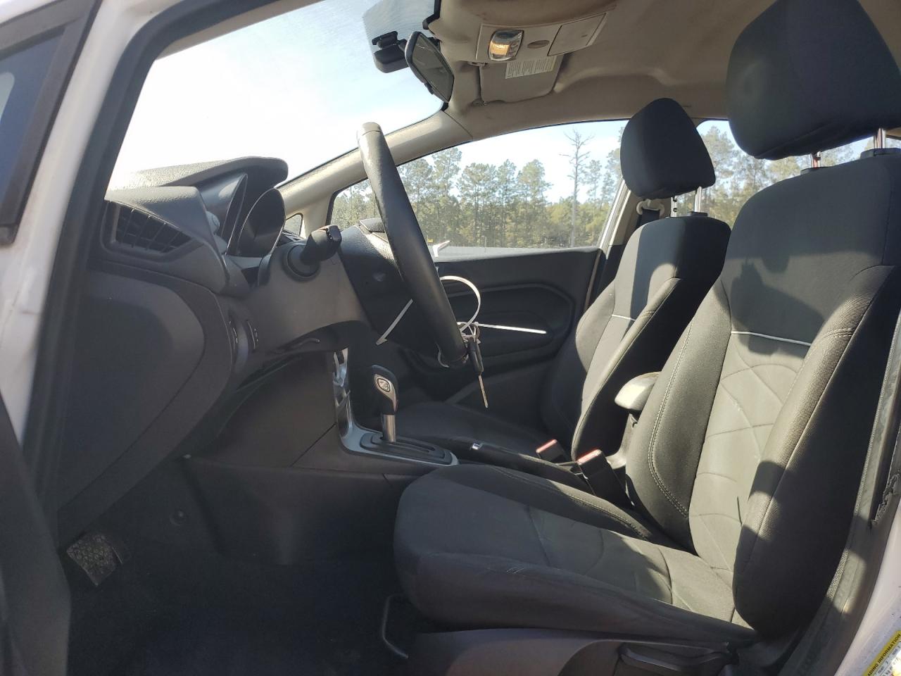 2014 FORD FIESTA
