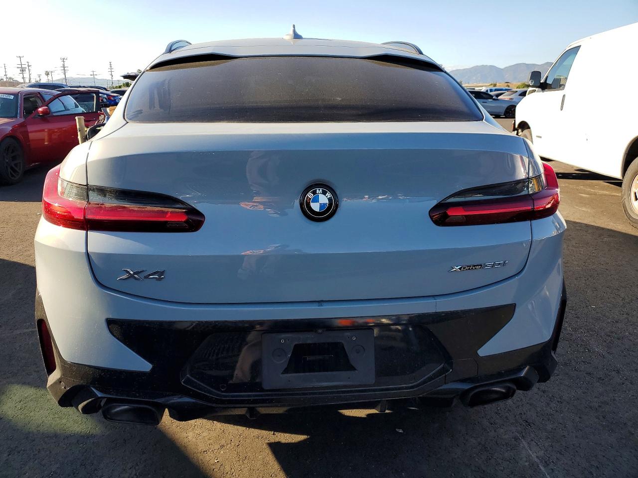 2023 BMW X4