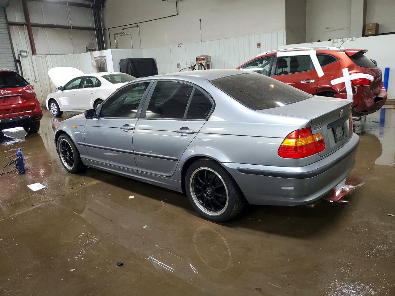 2003 BMW 3 SERIES