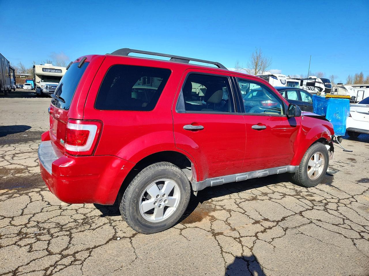 2011 FORD ESCAPE