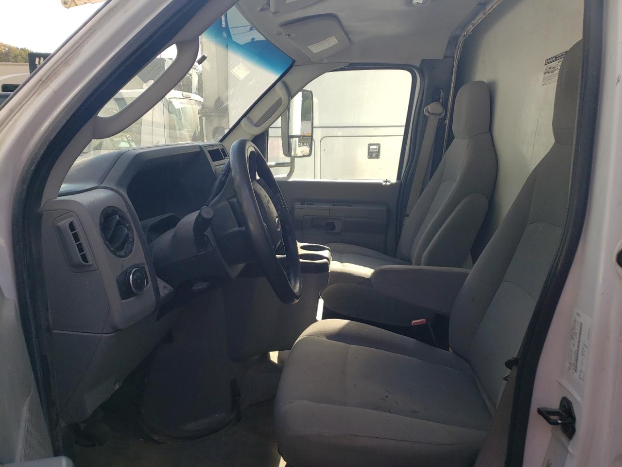 2022 FORD ECONOLINE