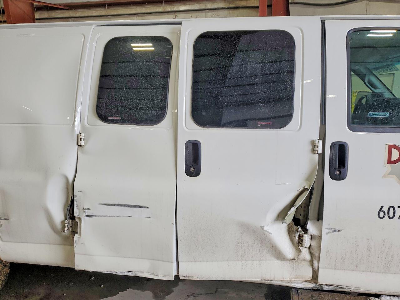 2023 CHEVROLET EXPRESS