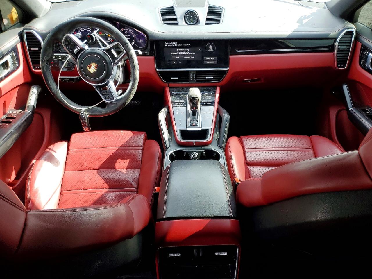 2022 PORSCHE CAYENNE