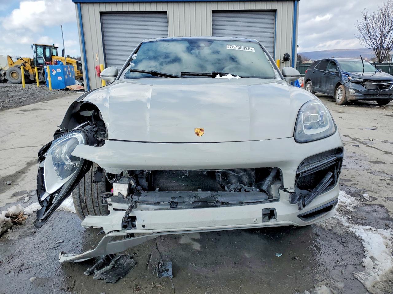 2022 PORSCHE CAYENNE