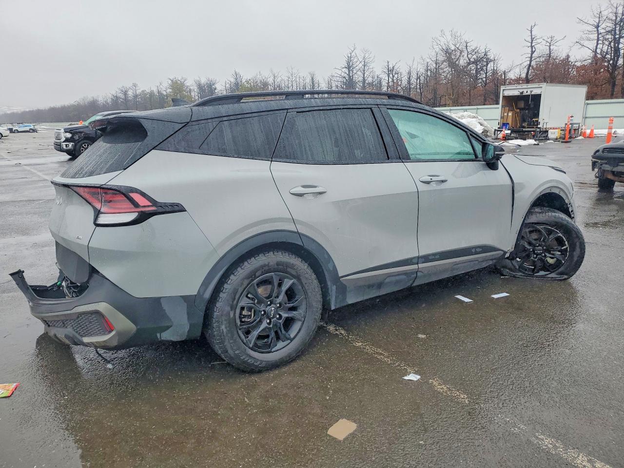 2023 KIA SPORTAGE X