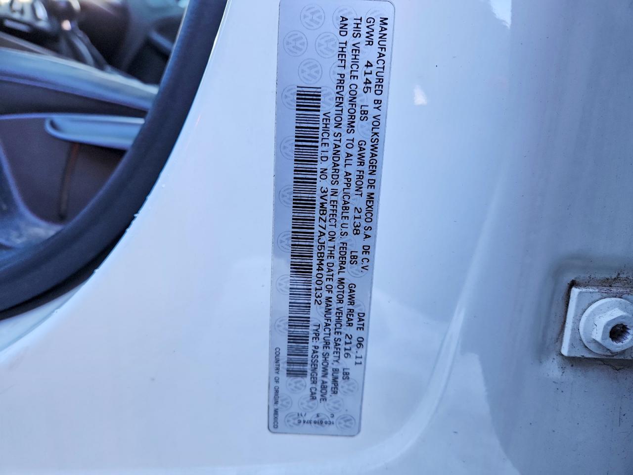 2011 VOLKSWAGEN JETTA