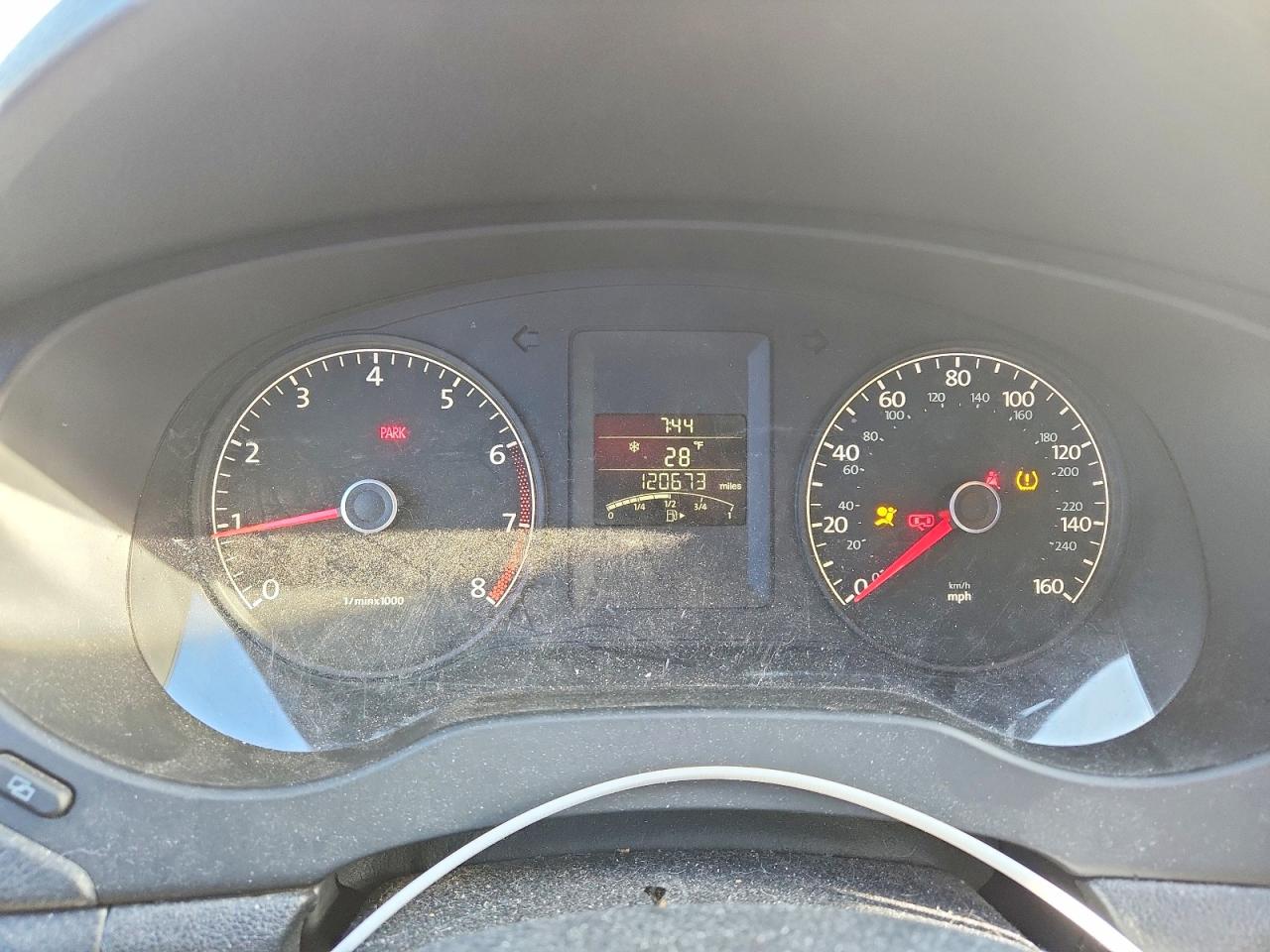 2011 VOLKSWAGEN JETTA