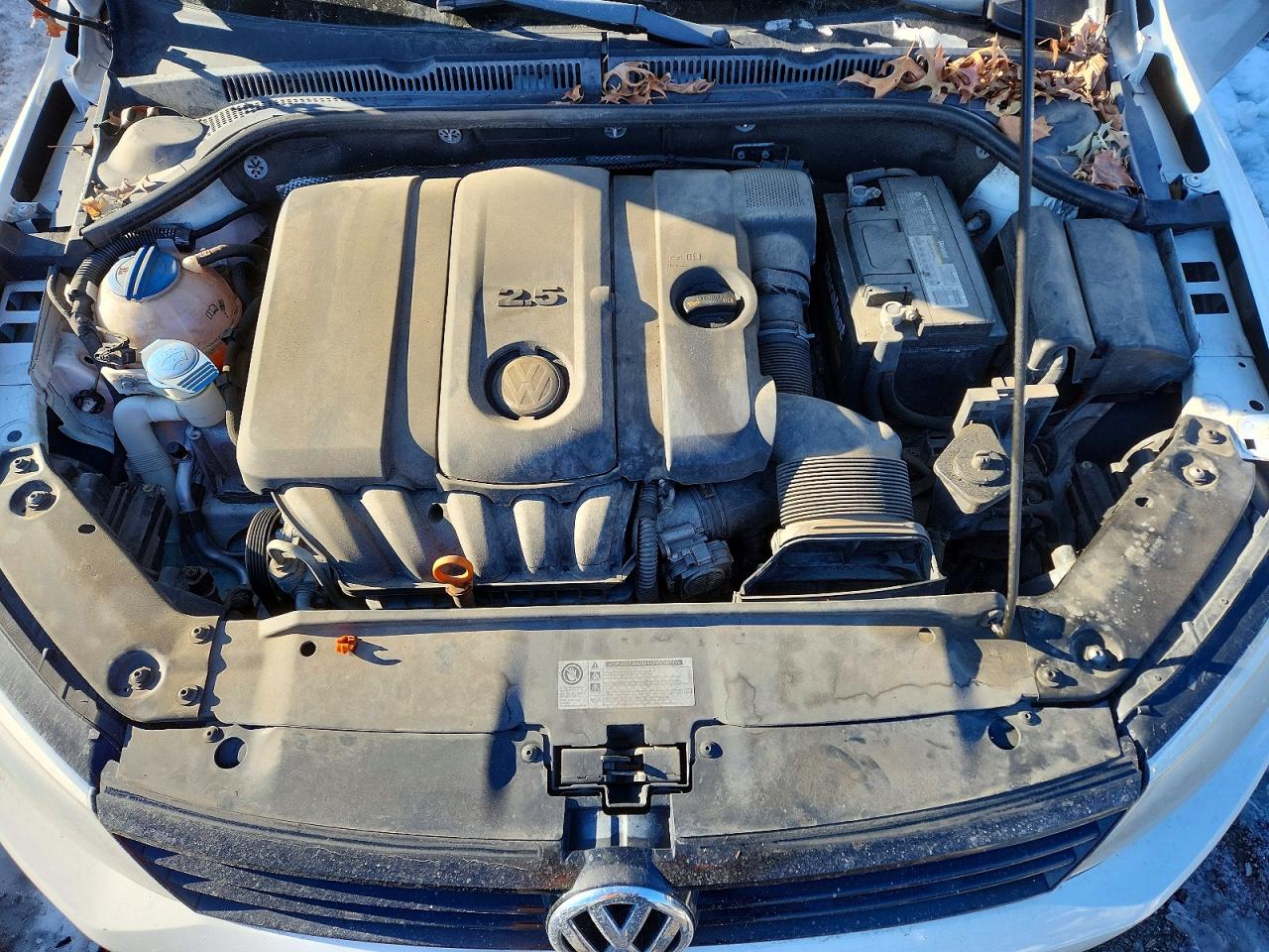 2011 VOLKSWAGEN JETTA