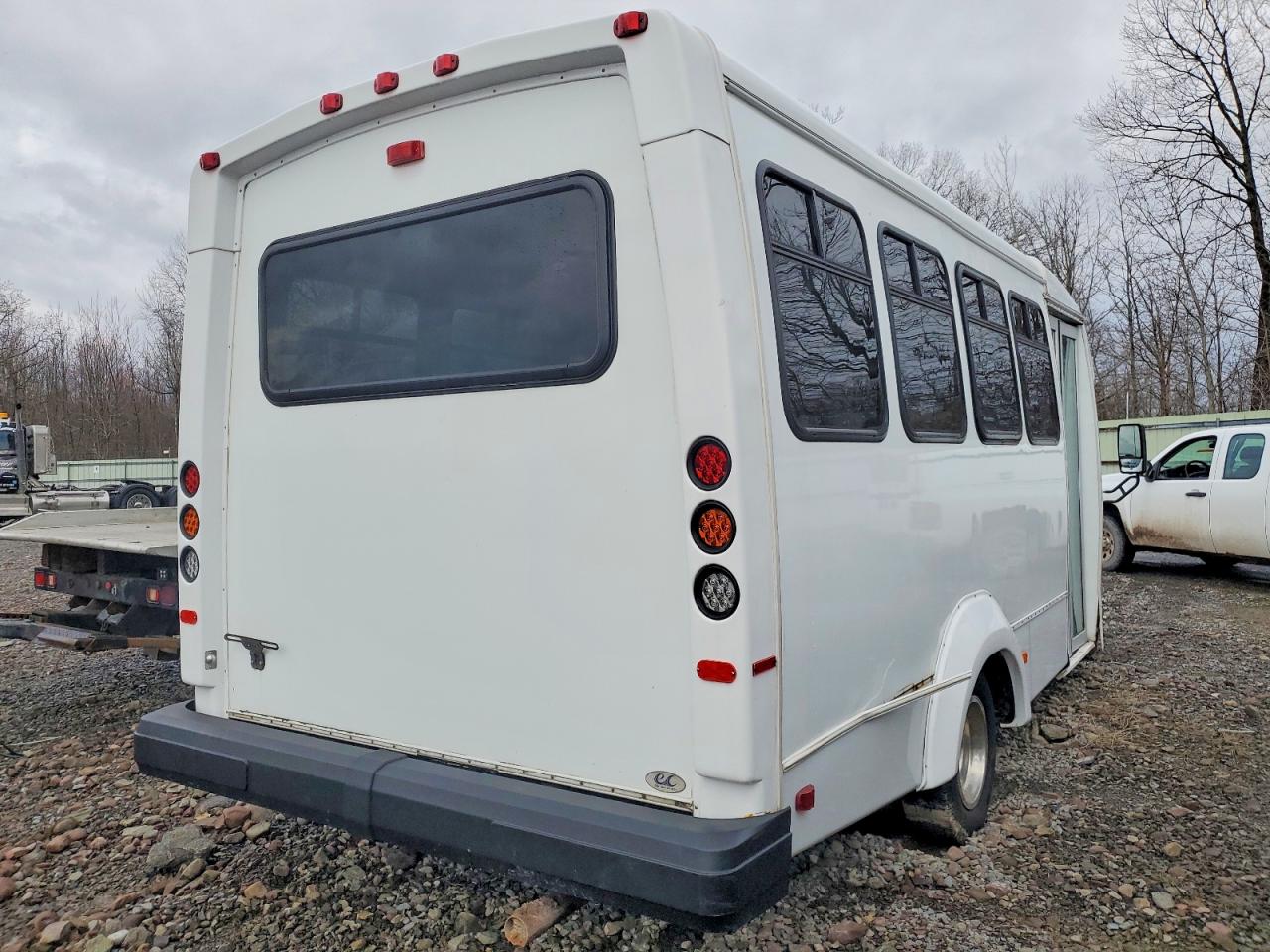 2017 FORD ECONOLINE