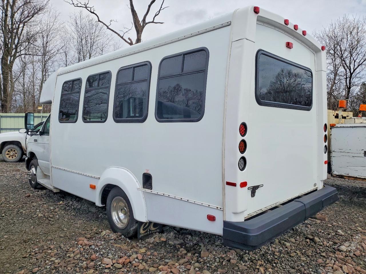 2017 FORD ECONOLINE
