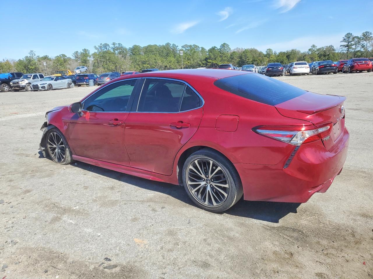 2018 TOYOTA CAMRY