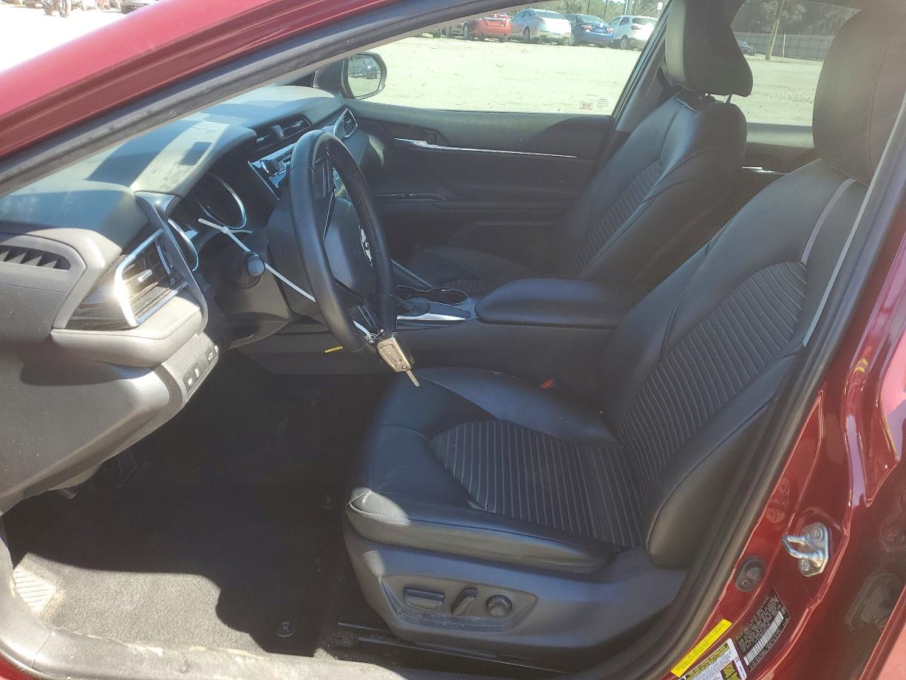 2018 TOYOTA CAMRY